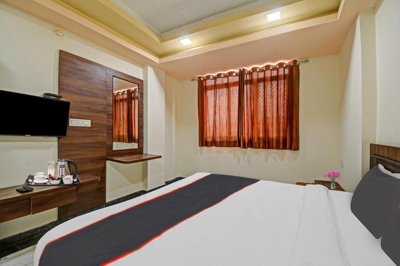 Hotel Collection O The Sunrise Udaipur Exterior foto
