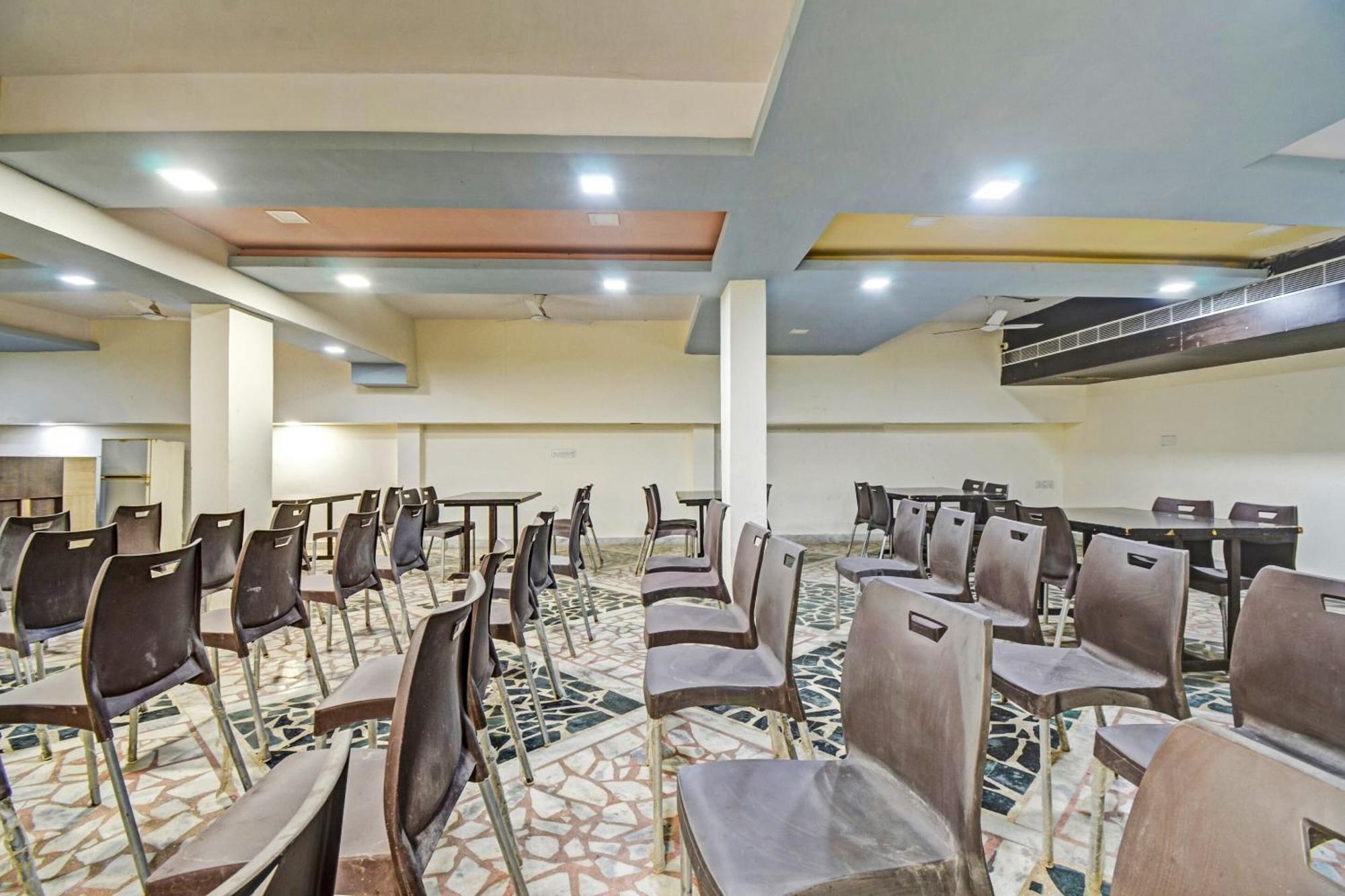 Hotel Collection O The Sunrise Udaipur Exterior foto