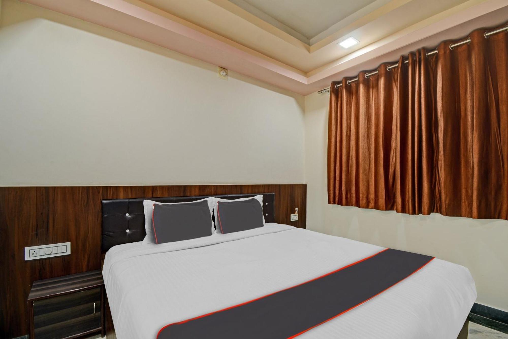 Hotel Collection O The Sunrise Udaipur Exterior foto